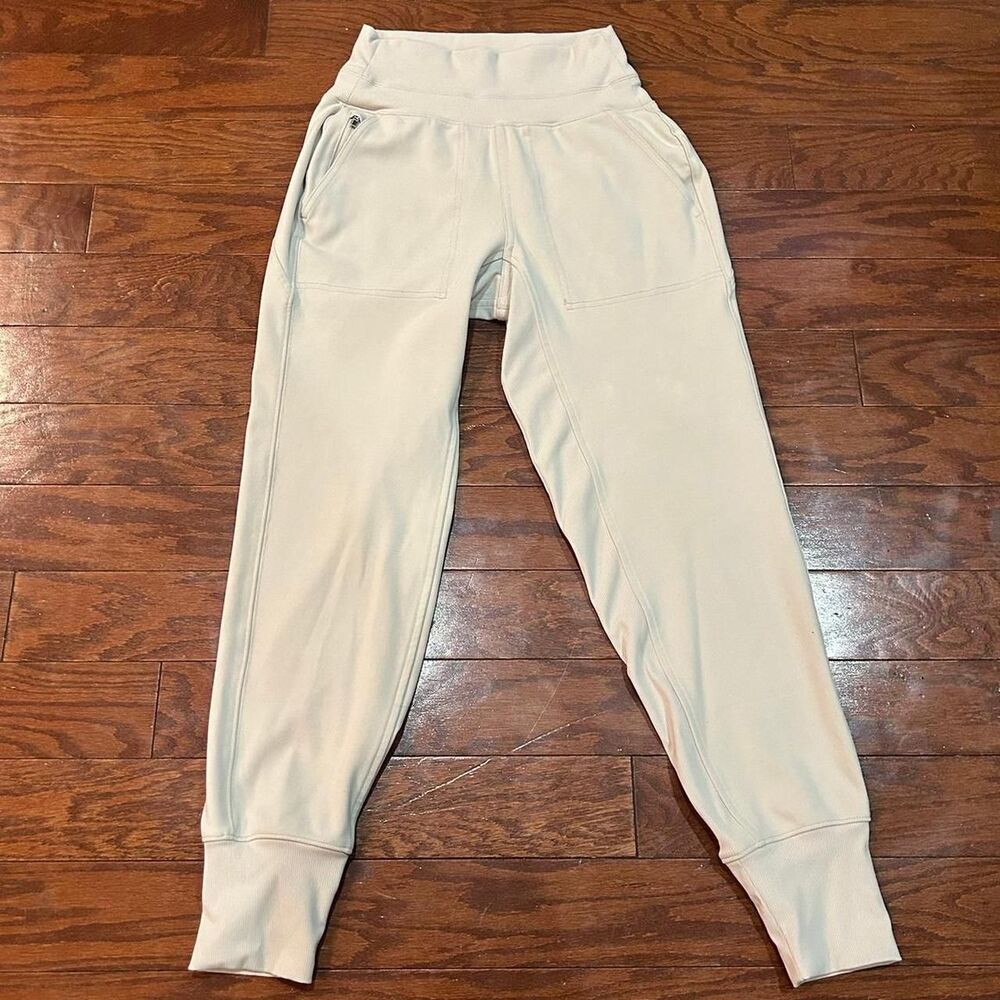 Athleta Women's Tan and Cream Trousers